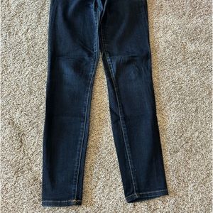 Levi’s ankle skinny jeans